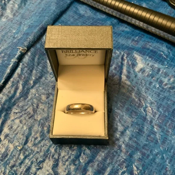 .925 Sterling Silver Men's Wedding Band Ring