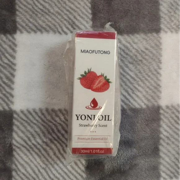 Sara* New! MIAOFUTONG Yoni Oil Strawberry Scent Premium Essential Oil