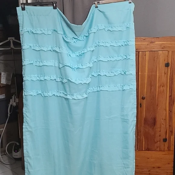 Ellery Homestyles Curtain Aqua Ruffles Rod Pocket Room Darkening 50x82 in EUC‎