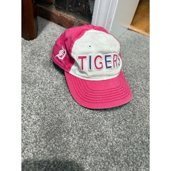 Detroit Tigers new era infant girls pink ‎ Baseball Cap  Elastic