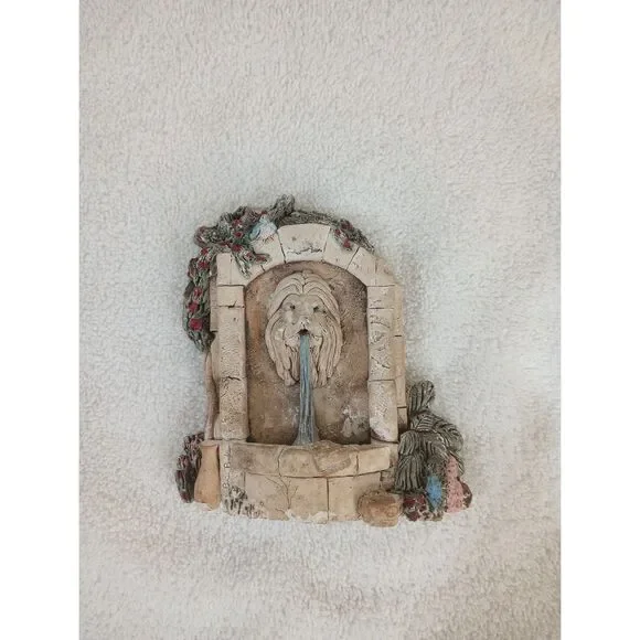 Summer Breeze Collection Garden Fountain Wall Hanging - Vintage!