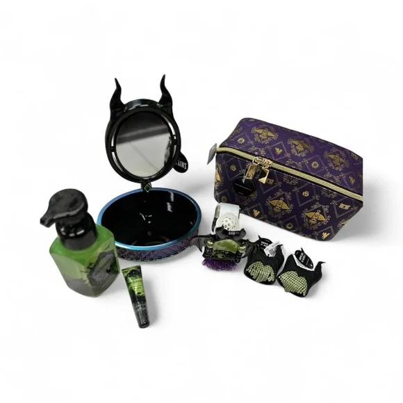 Disney Villains Bath & Body‎ Cosmetic Collection