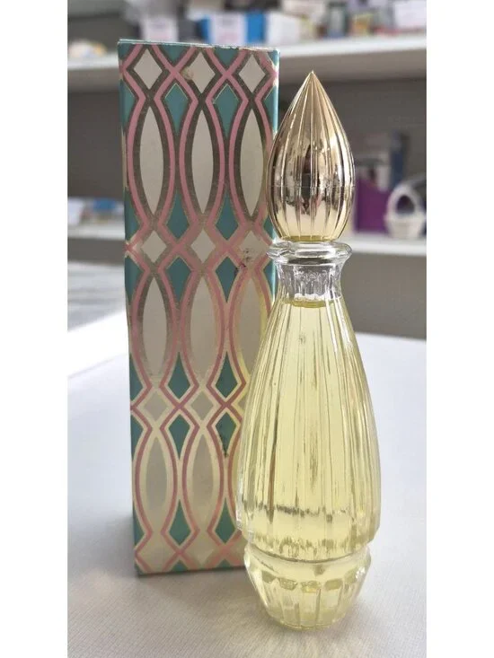 Vintage Avon Skin-So-Soft Bath Oil In Decorative Glass Bottle With Box