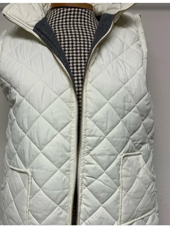 Classic Quilted Womens Vest Jacket - Cream