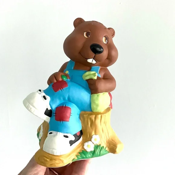 Vintage 80’s Get Along Gang Bingo Beaver animal ceramic coin bank