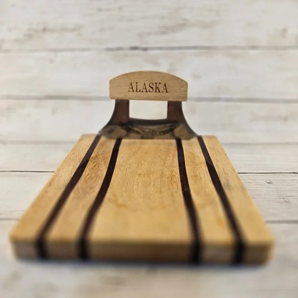 Alaska Ulu Knife and Striped Wood Cutting Board Set Eagle Etched Blade Souvenir