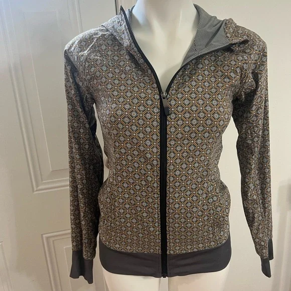 Lole Women's reversible Brown Geometric Bomber Jacket