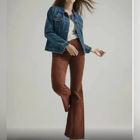 Free People X Wrangler® Corduroy High Rise Fierce Flare Jean Saddle. NWT Sz 8/29