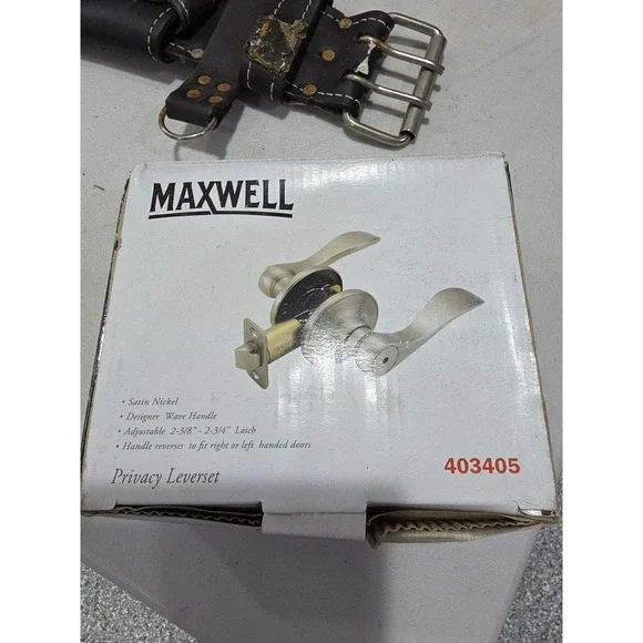 Lot Of 18 Maxwell Wave‎ Handle Lever Privacy Lock - Satin Nickel 403405