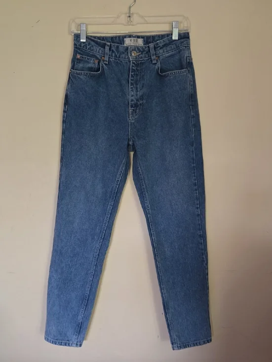 Free People light blue denim Mom jeans