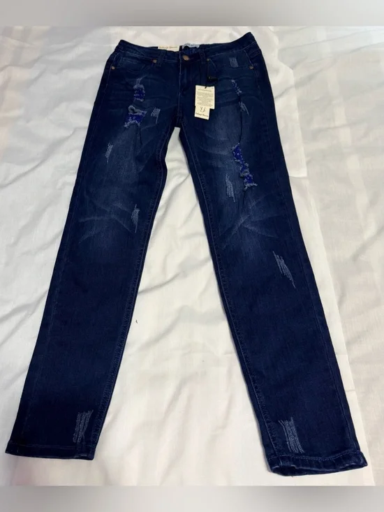 NWT Salvage Size 9 Dark Blue Distressed Jeans