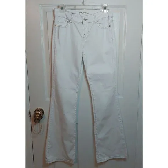 Jordache White Denim Mid Rise Flare Jeans Stretch Preppy Y2K Style Size 5/6