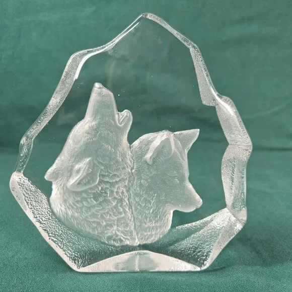 Vintage Frosted Glass Wolves Sculpture Paperweight Figurine Iceberg Style Decor
