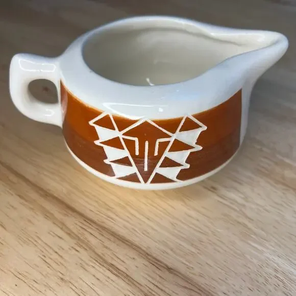 Native American Sioux Pottery Creamer Dish Glazed‎ Signed By Garnett S.P.R.C.SP