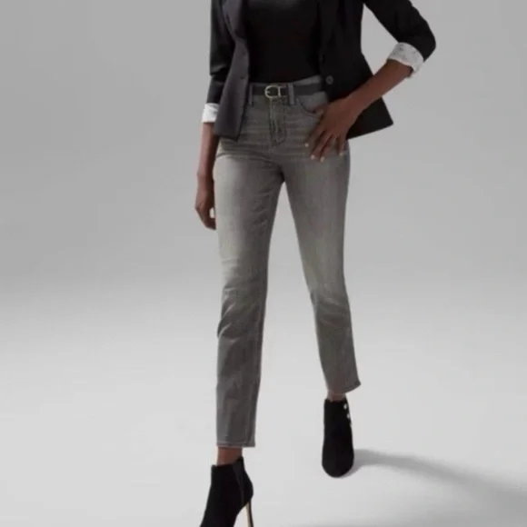 WHITE HOUSE BLACK MARKET WHBM High-Rise Straight Jean Black Charcoal Wash Size 4
