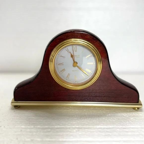 Mahogany Mantel Clock withGold Accents  Vintage Danbury Napoleon RedWood…