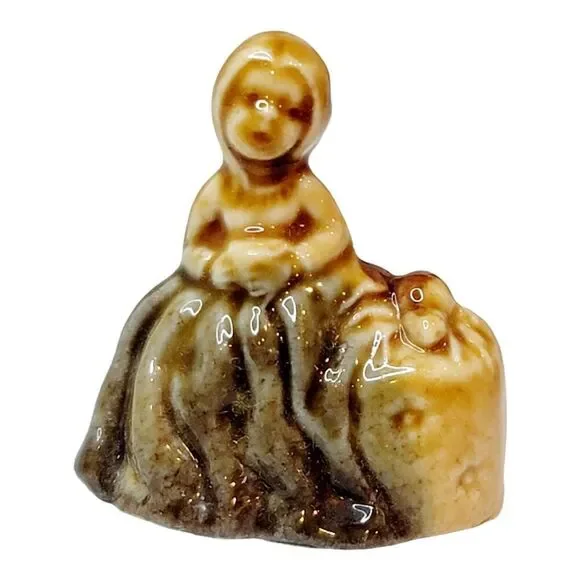 Vintage Miniature Figure Whimsies-Nursery Rhymes 