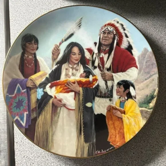 Hamilton Collection Collectors Plate The Naming Ceremony 8 1/2”