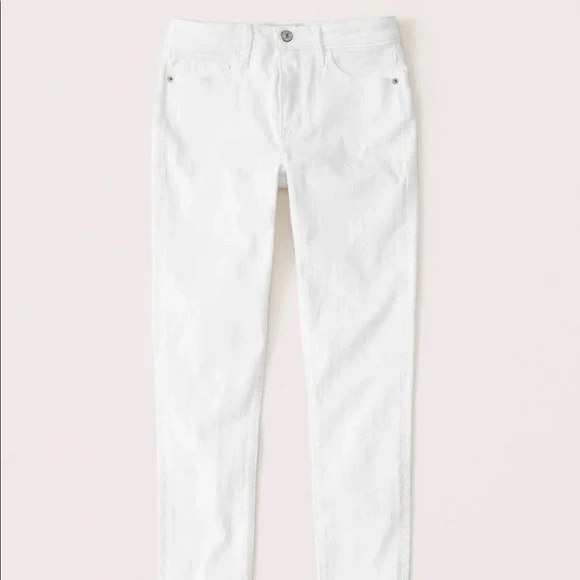 ABERCROMBIE & FITCH•JEANS