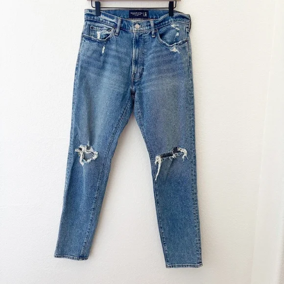 Abercrombie and Fitch vintage stretch 90's slim distressed jeans size 31‎