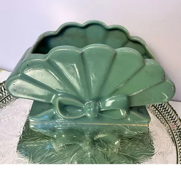 Abingdon Pottery Fan Vase with Bow #484 Vintage 1950's vase planter