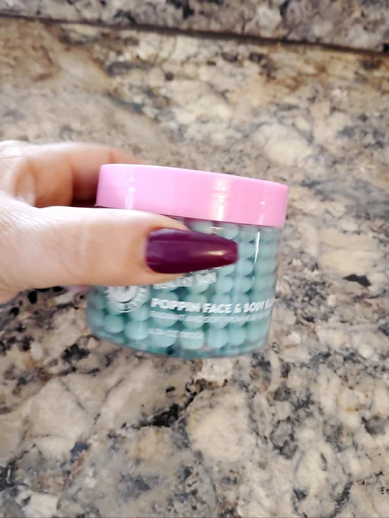 Blackberry Pop “Poppin’ Face & Body Elixir” – (6.34 oz) New