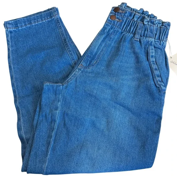 Universal Thread Women's High-Rise Paperbag Tapered Jeans - Size 2 - NWT