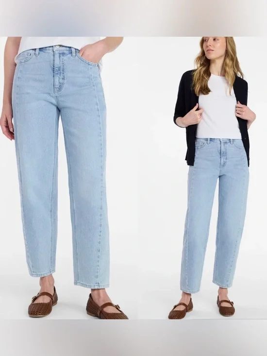 Time and Tru High Rise Barrel Jeans Light Wash Blue Women Denim Pants Ankle NWT