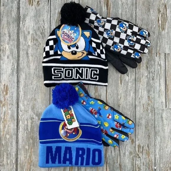 Super Mario & Sonic The Hedgehog Beanie Hat & Gloves 4-Piece Set