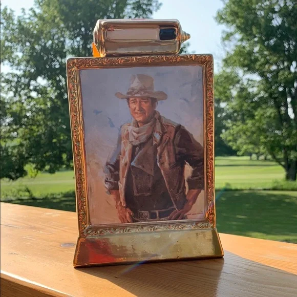 Vintage collectible 1979 John Wayne Whiskey Decanter 23k Gold Frame