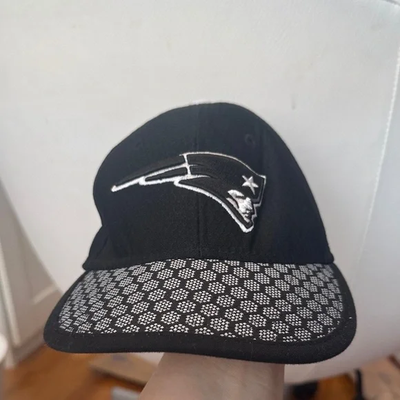 New England Patriots New Era 39THIRTY Fitted Hat/Black/gray child youth