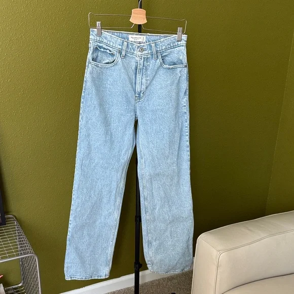 Abercrombie & Fitch 90’s Relaxed High Rise Straight Women's Jeans size 27
