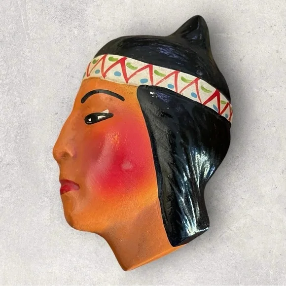 Vintage Indian Chalkware Wall Hanging Native American Head Bust
