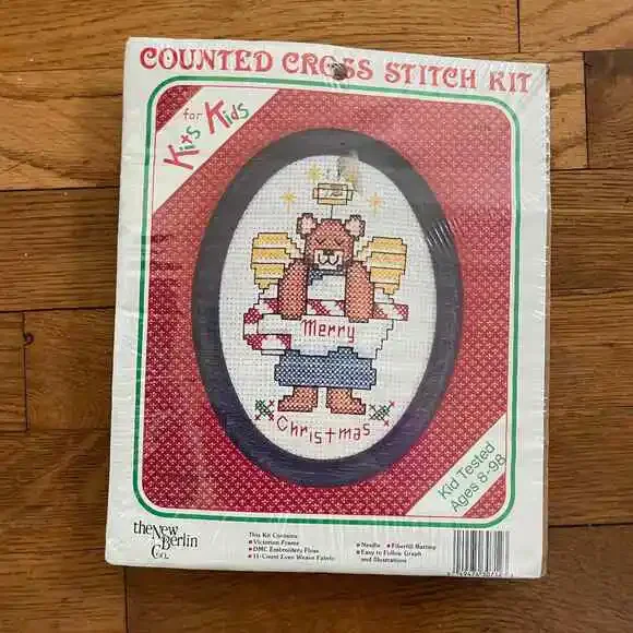 Merry Christmas Vintage Counted Cross Stitch Kit by New Berlin Company - Holiday