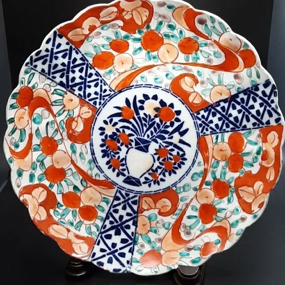 Vintage ceramic decorative plate