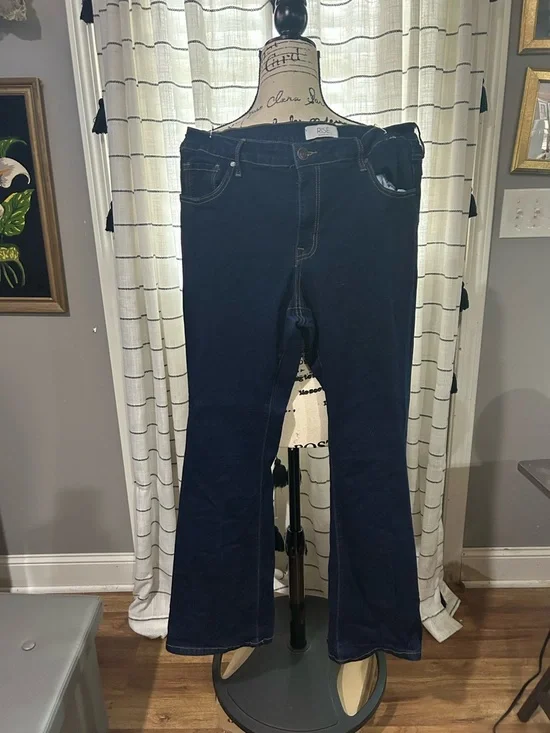 Dark Navy Bootcut Jeans Size 17