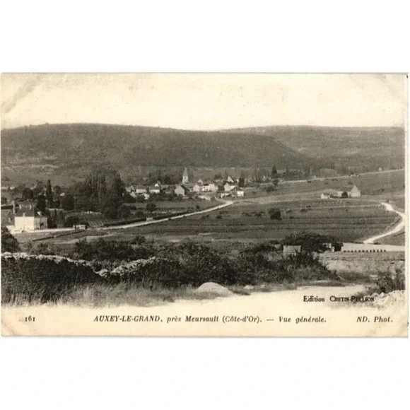 AUXEY-LE-GRAND, pres Meursault (Cote-d'Or) Vue generale-Auxey- Duresses Postcard