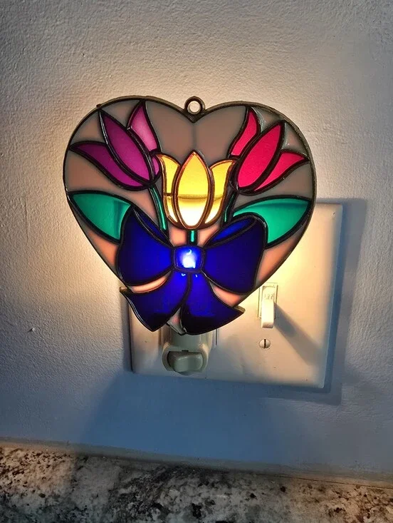 Eagle USA Plastic Base Stain Glass Look Tulip Flowers Floral Nightlight READ!