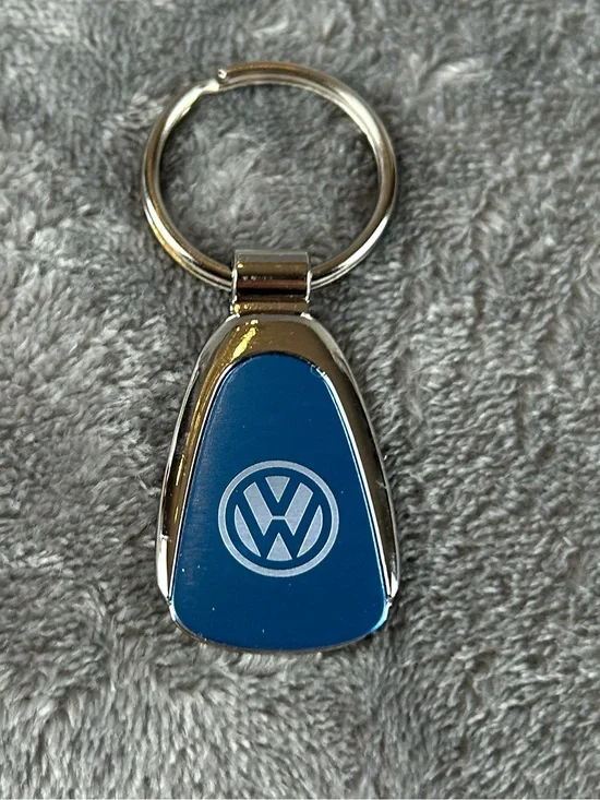 Volkswagen‎ Keychain Engraved With Dealership Name & Number NIB Box Damaged
