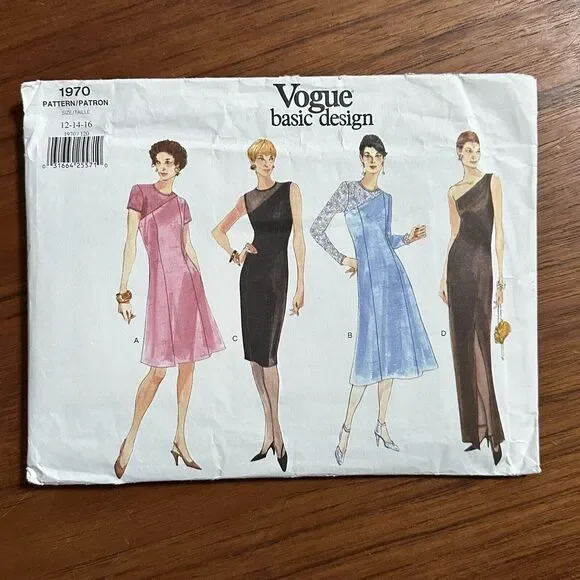 NEW Vogue Basic Design 1970 misses lined cocktail dress Size 12-16