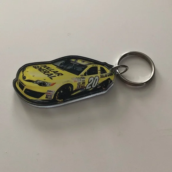 🍄 Nascar #20 Yellow Race Car Keychain