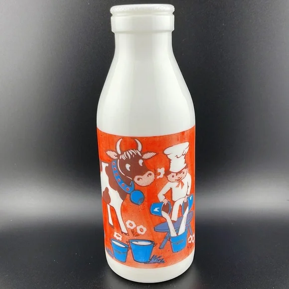 Rare Egizia White Milk Glass