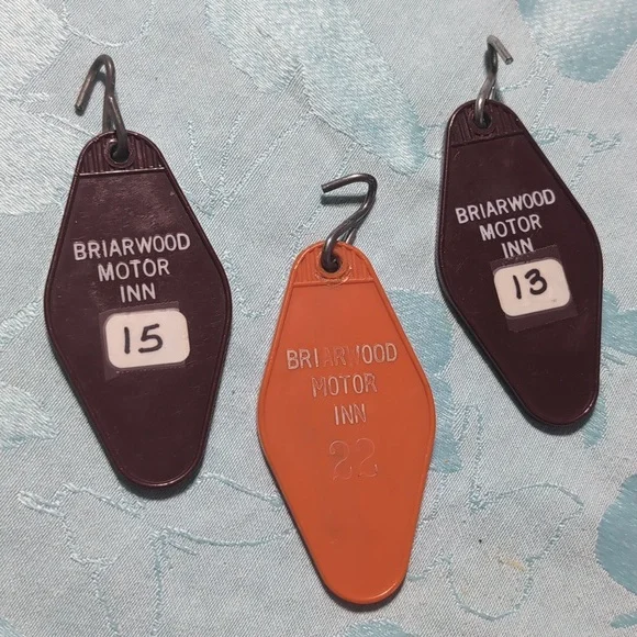 3 Vintage Motel Key Fobs from Briarwood Motor Inn Lincoln Maine