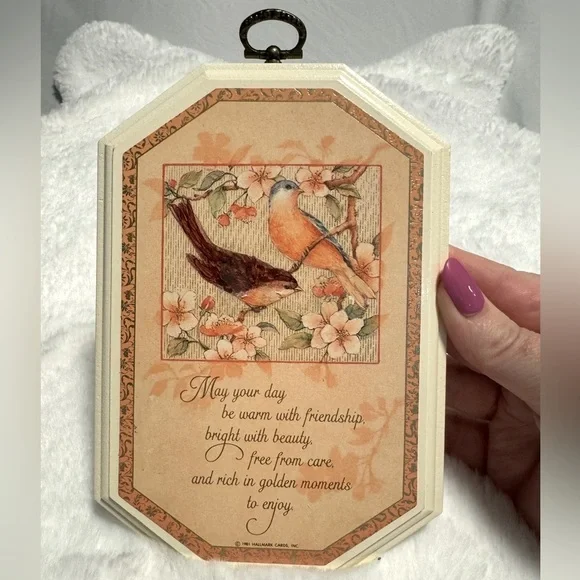 Vintage Hallmark 1981 Birds Plaque Wall Hanging Saying Friendship