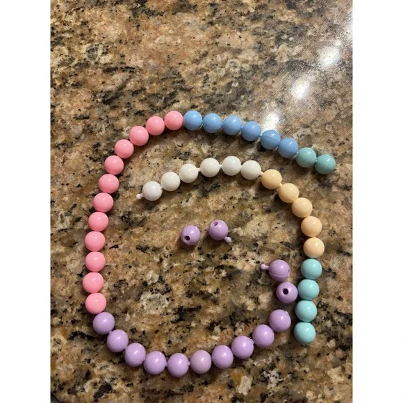 Vintage Retro 1980s Pop Gum Ball Pastel Colored Beaded Necklace