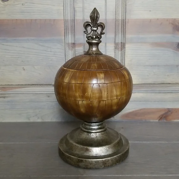 Sphere Urn with Fleur-de-lis Finial