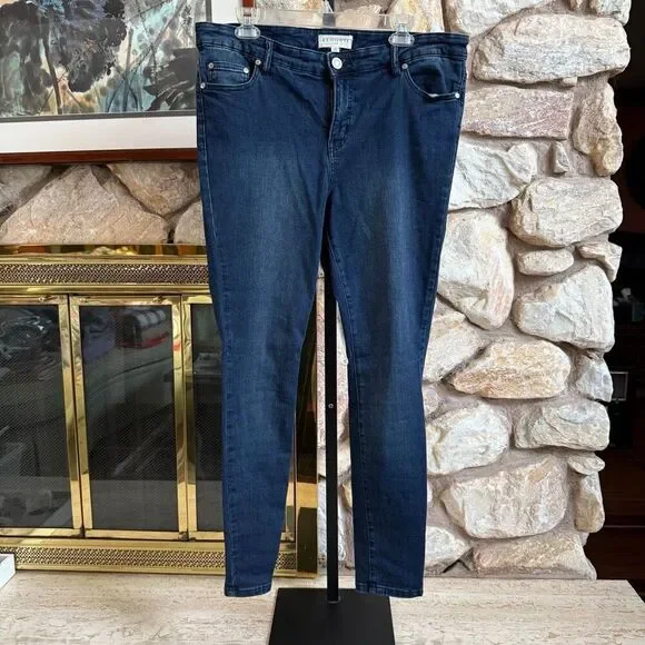 Eloquii women’s Plus classic fit sculpting skinny jeans /jeggings  size 14
