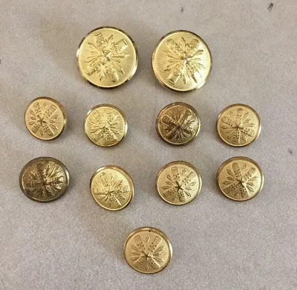 Lot 11 Vintage Military Cannon Star Round Brass Metal Shank Buttons 1.5-2.25cm