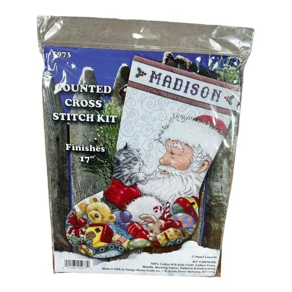 Cross Stitch Kit‎ Santa & Kitty
