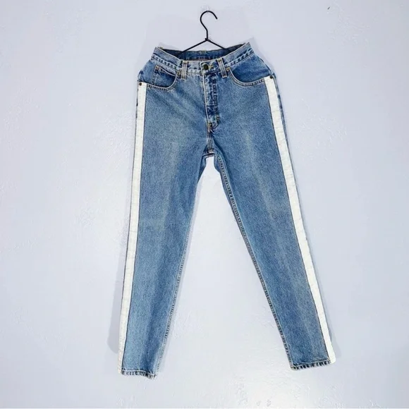 Newport News VINTAGE MOM JEANS WITH STRIP EMBROIDERED SIDES 6/24
